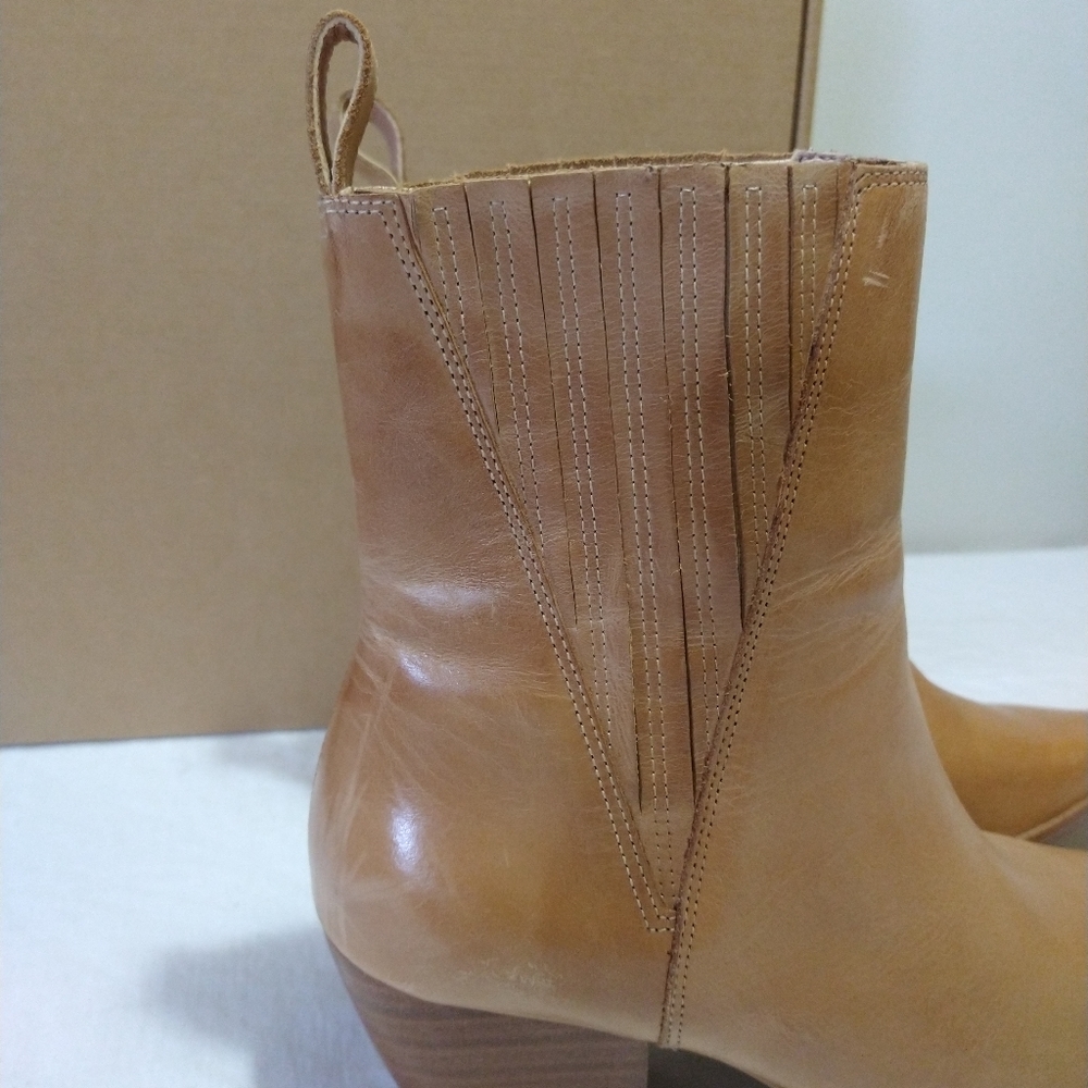 Matisse Tan Elevation Leather Stacked Heel Booties - Picture 9 of 14